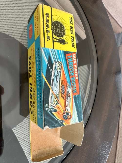 MAN FROM UNCLE GUN FIRING THRUSH BUSTER model road car + 2 figures CORGI 497